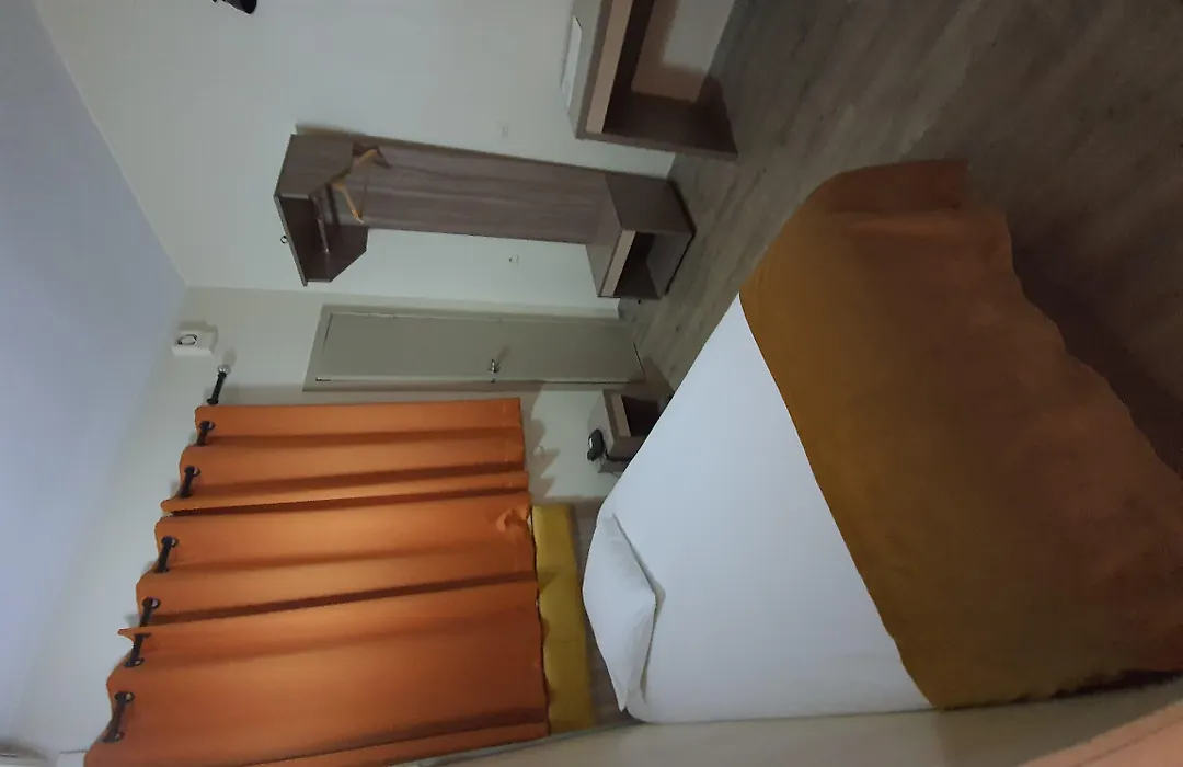 Hotel Midi-Zuid-1